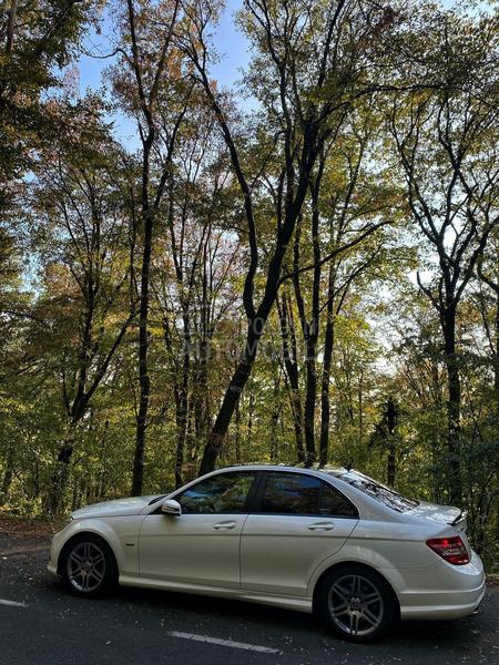 Mercedes Benz C 200 AMG LINE