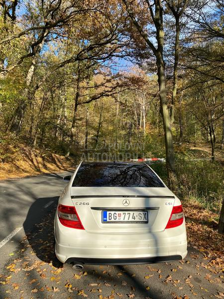Mercedes Benz C 200 AMG LINE