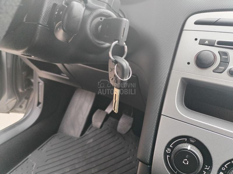 Peugeot 308 1.6 HDI / T O P/