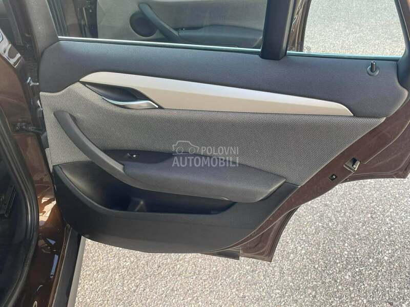 BMW X1 xDrive2.3d  4x4