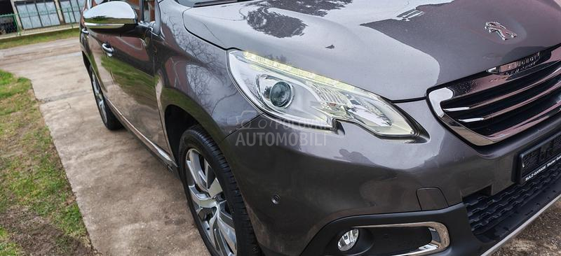 Peugeot 2008 1.6HDI CH PREMIUM