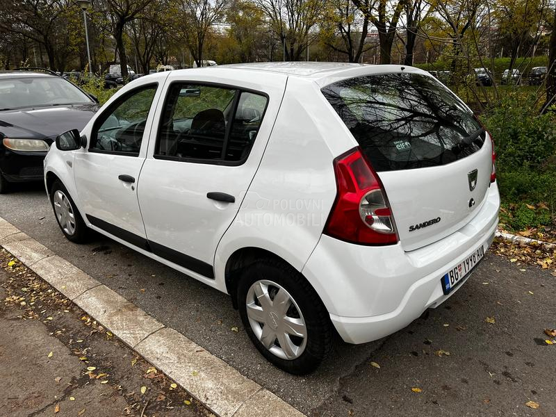 Dacia Sandero 