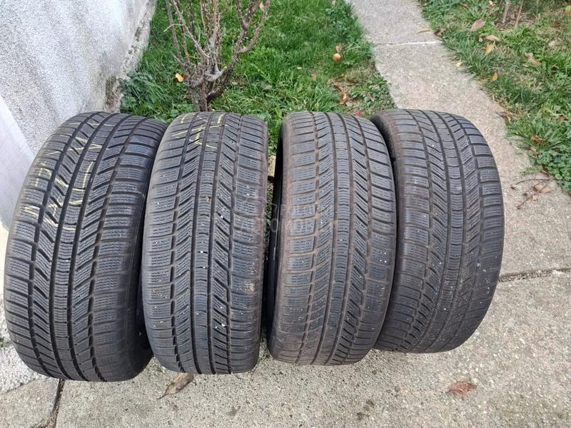 Continental 235/45 R18 Zimska