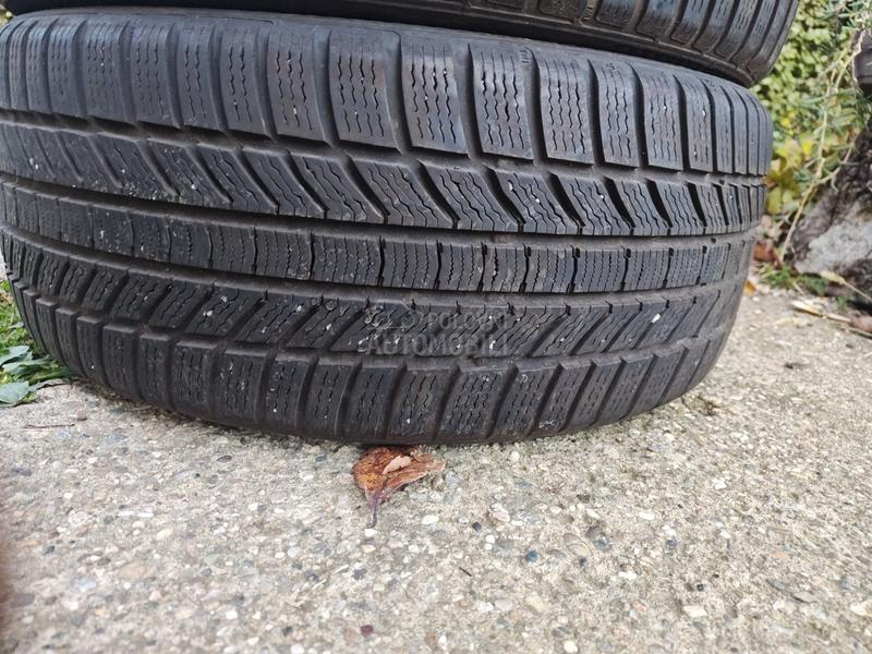 Continental 235/45 R18 Zimska