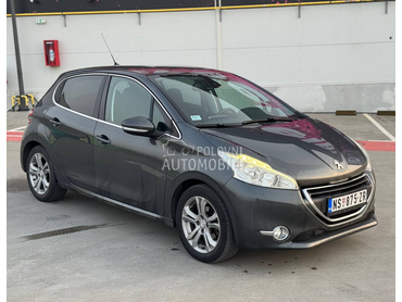 Peugeot 208 ALLURE