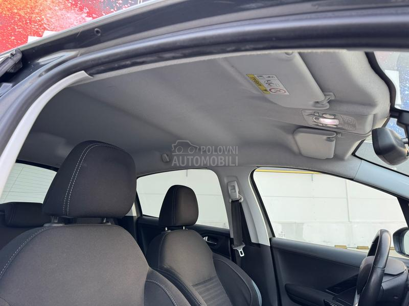 Peugeot 208 ALLURE
