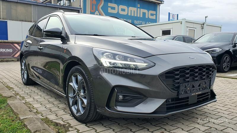 Ford Focus ST LINE
