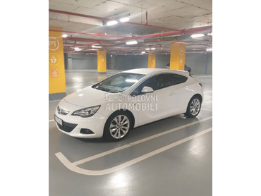 Opel Astra J GTC