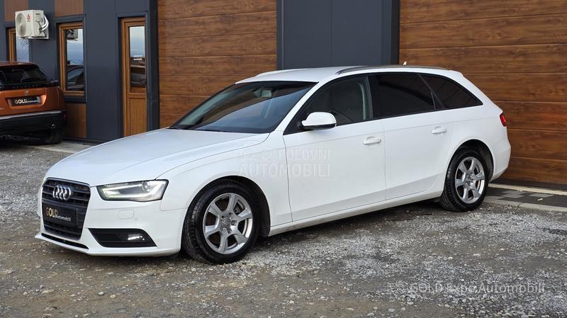 Audi A4 2.-0 S-TRON S LINE