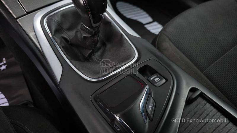 Opel Insignia 2.0 CDTi RESTY COSMO