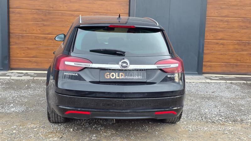Opel Insignia 2.0 CDTi RESTY COSMO