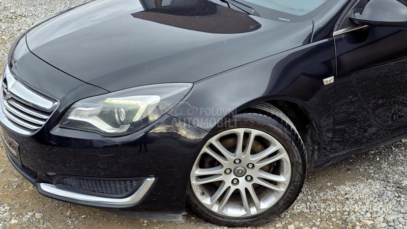 Opel Insignia 2.0 CDTi RESTY COSMO