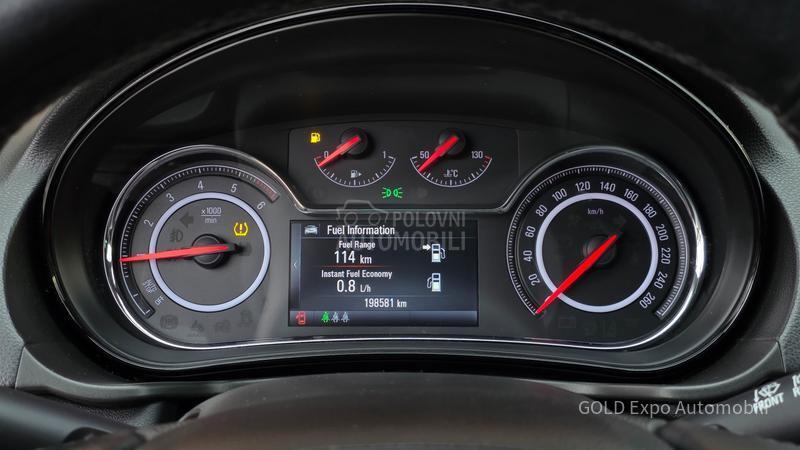 Opel Insignia 2.0 CDTi RESTY COSMO