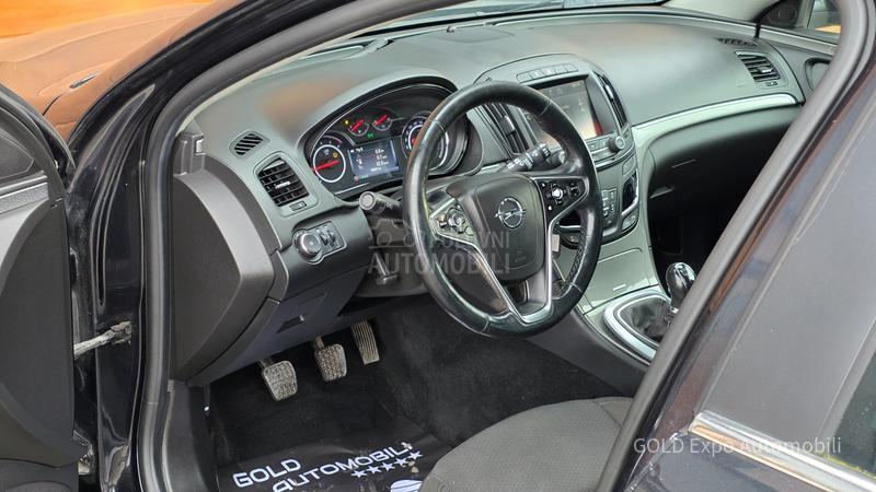 Opel Insignia 2.0 CDTi RESTY COSMO