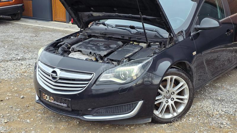 Opel Insignia 2.0 CDTi RESTY COSMO