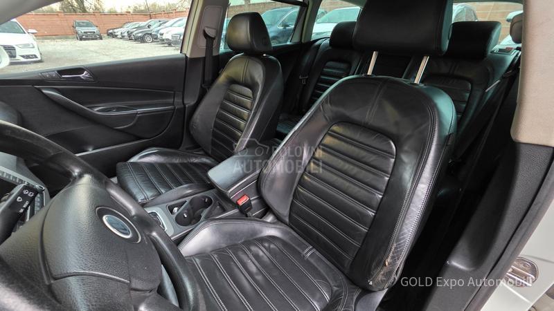 Volkswagen Passat B6 2.0 TDi DSG R LINE