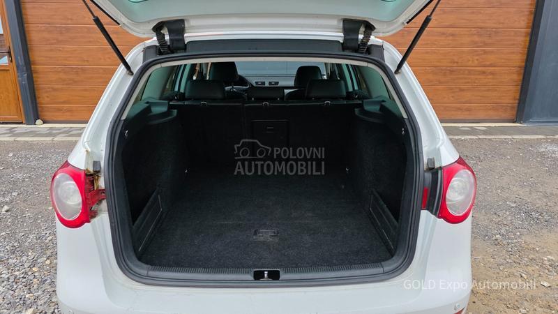 Volkswagen Passat B6 2.0 TDi DSG R LINE