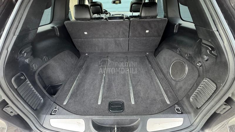 Jeep Grand Cherokee 3.0 137700 k.M