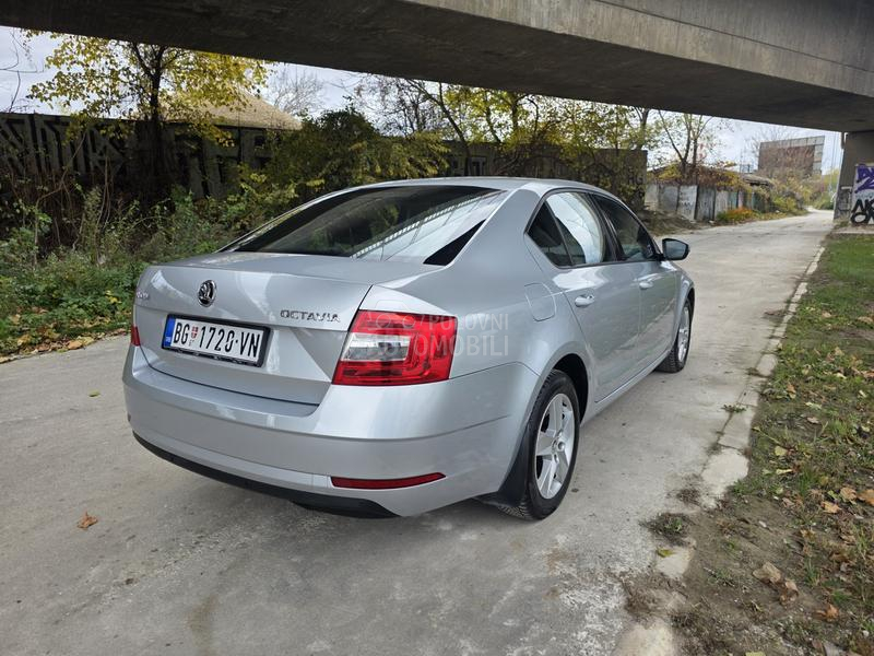 Škoda Octavia 1.6 TDI AMBITION