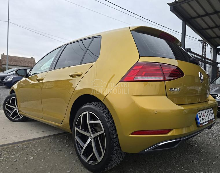Volkswagen Golf 7 .5 1.0 TSI