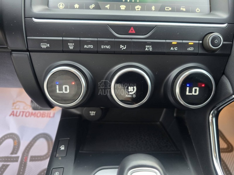 Jaguar E-Pace 2.0D  AUTOM/LED