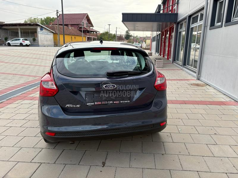 Ford Focus 1 6 D