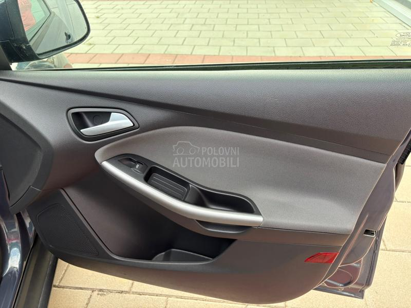Ford Focus 1 6 D