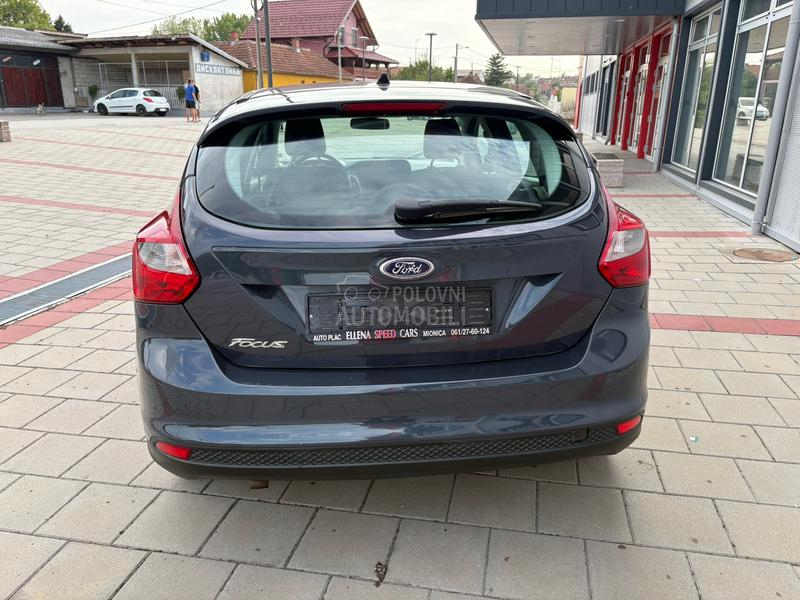Ford Focus 1 6 D