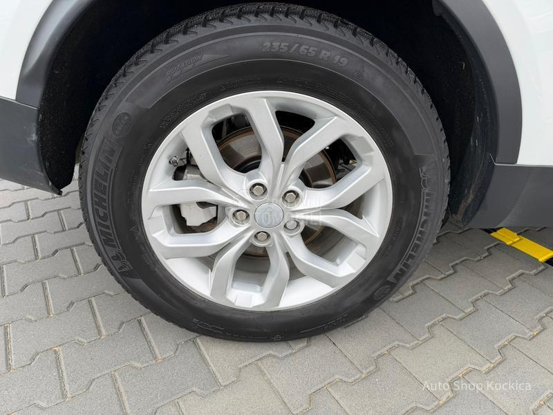 Land Rover Discovery 2.0d 4x4 241