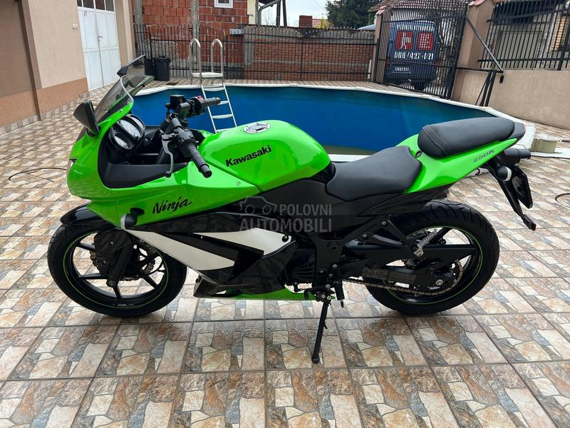 Kawasaki Ninja 250r A2 CH