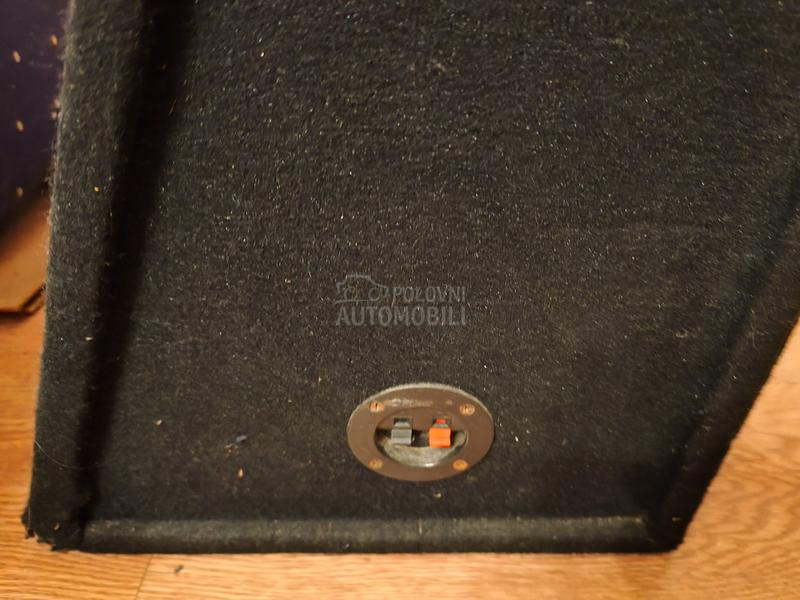 Pioneer woofer 12 inca