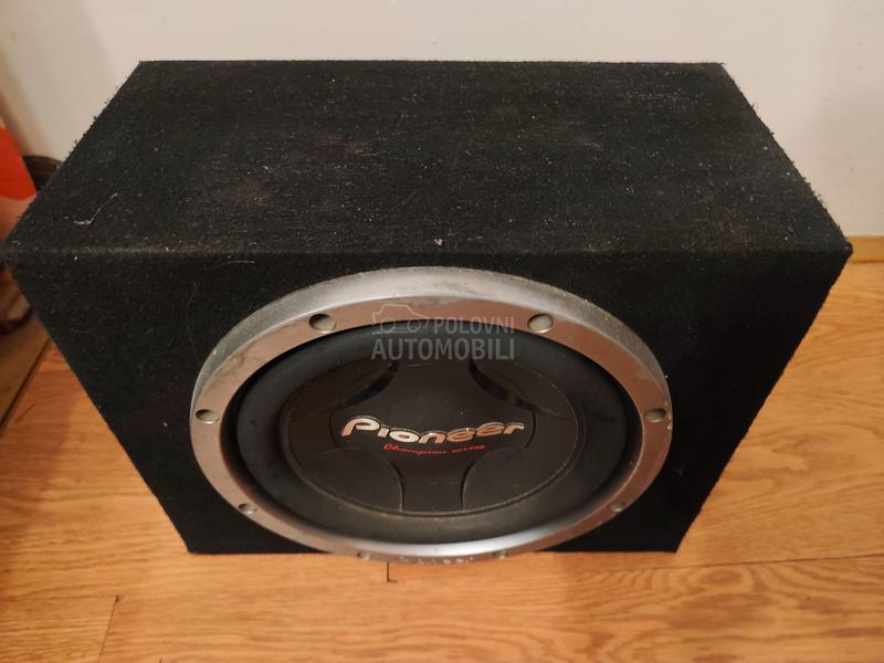 Pioneer woofer 12 inca