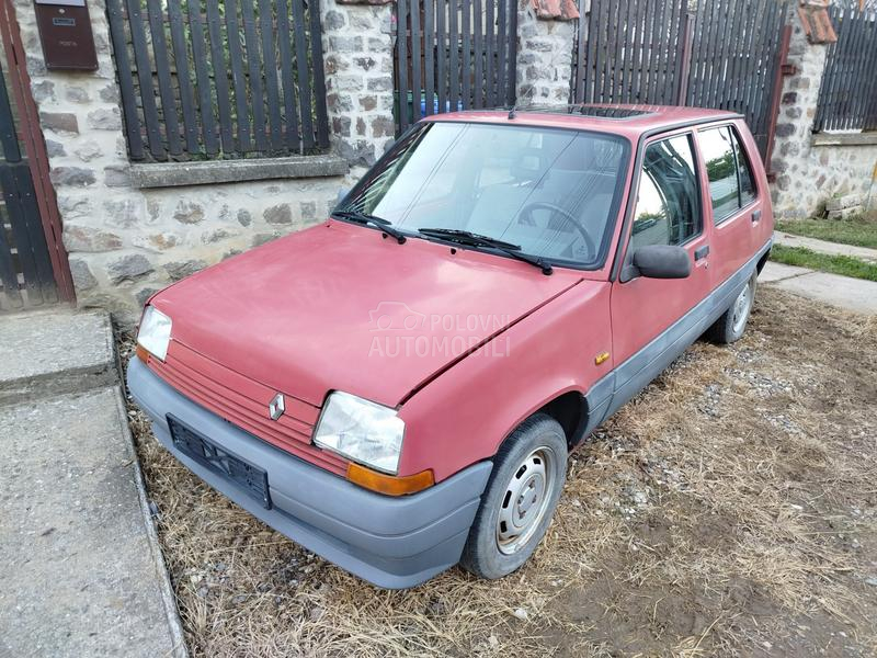 Renault R 5 Saga