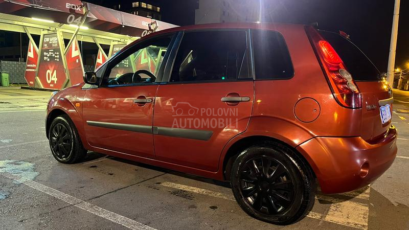 Ford Fiesta 1.4 16V REZERVISAN