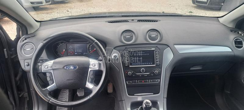 Ford Mondeo 