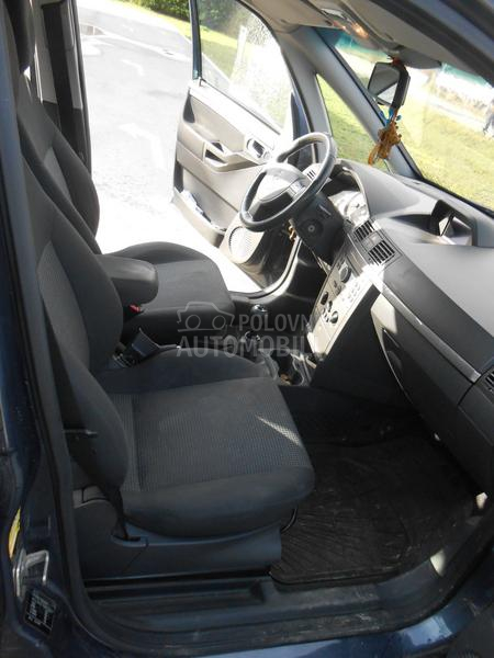 Opel Meriva 1,8