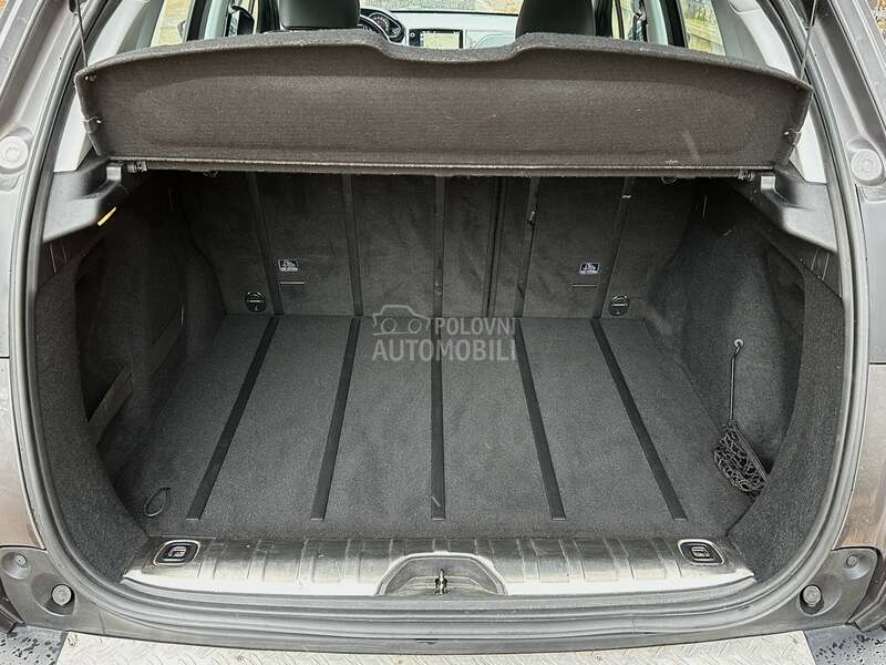 Peugeot 2008 1.6 eHDi Svajcarska