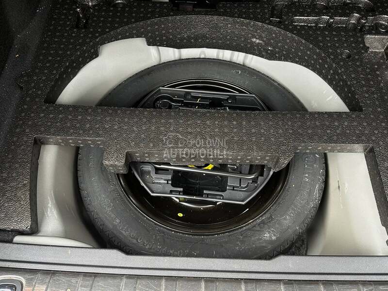 Peugeot 2008 1.6 eHDi Svajcarska