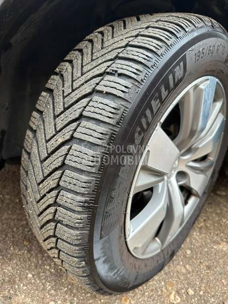 Peugeot 2008 1.6 eHDi Svajcarska