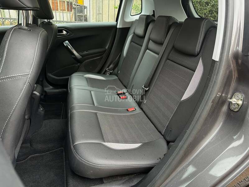 Peugeot 2008 1.6 eHDi Svajcarska