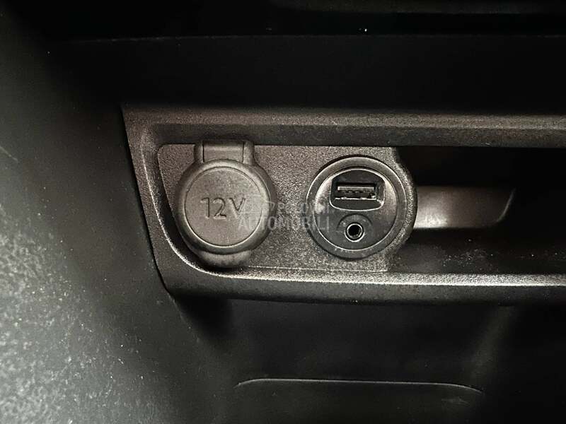 Peugeot 2008 1.6 eHDi Svajcarska