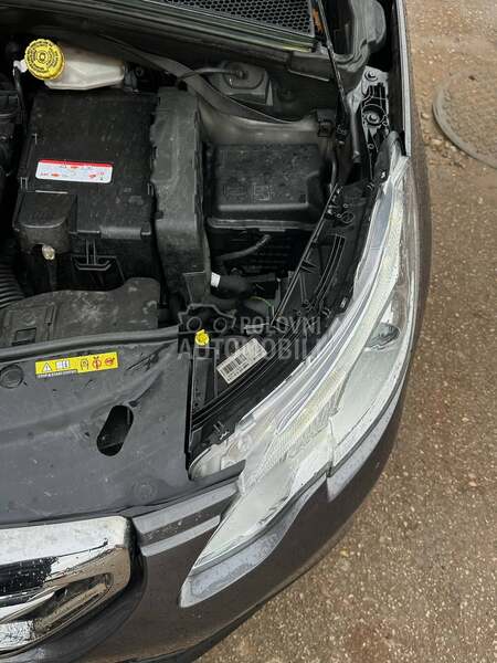 Peugeot 2008 1.6 eHDi Svajcarska