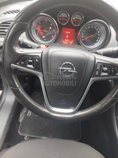 Opel Insignia 2.0 CDTI