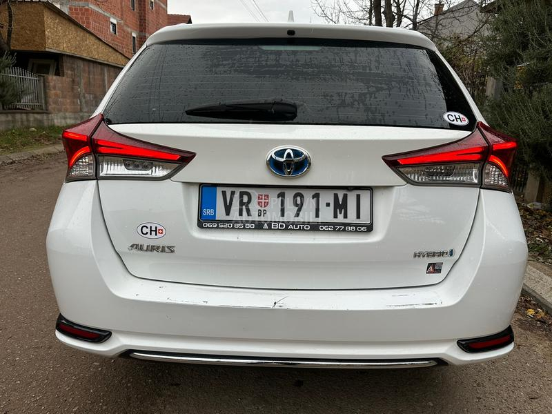 Toyota Auris 1.8i HYBRID