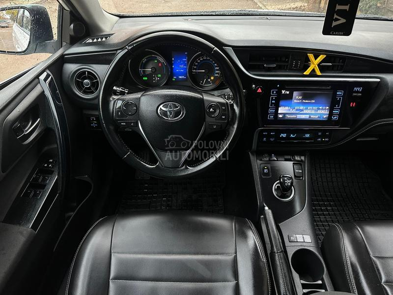 Toyota Auris 1.8i HYBRID