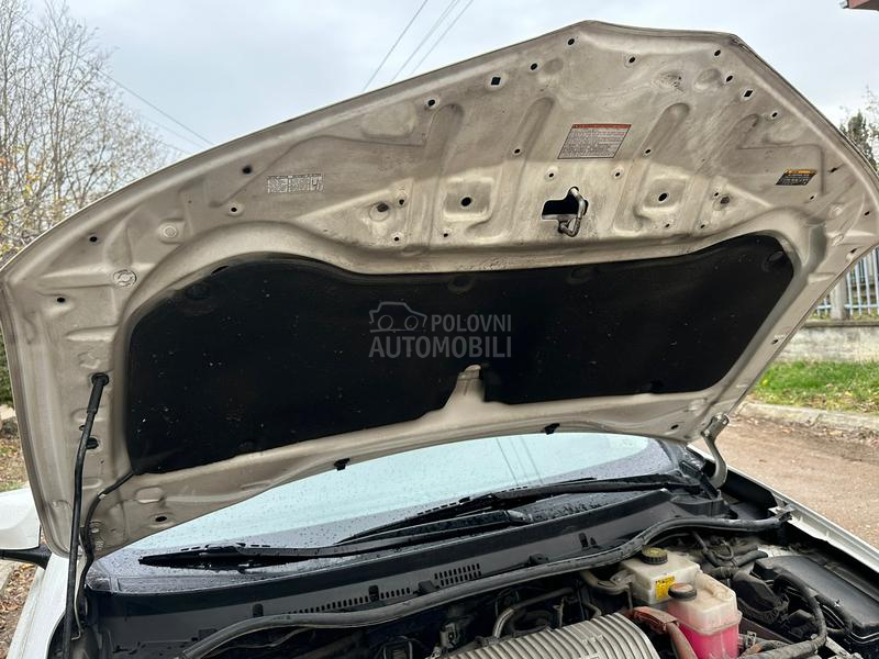 Toyota Auris 1.8i HYBRID