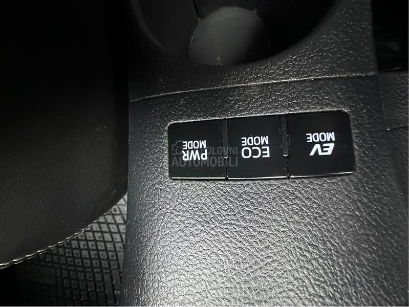 Toyota Auris 1.8i HYBRID