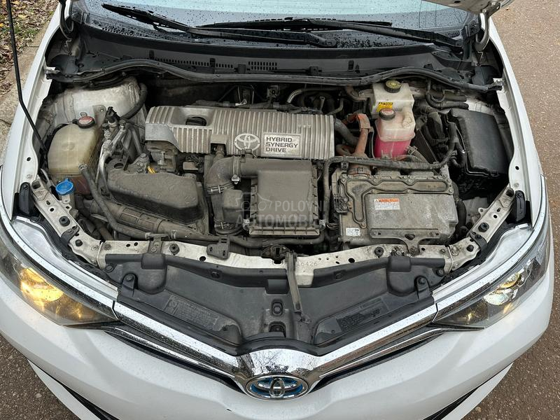 Toyota Auris 1.8i HYBRID