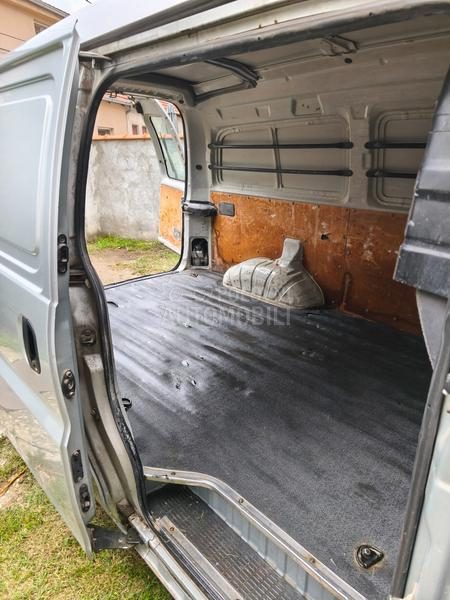 Hyundai H-1 2.5 CRDI