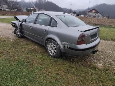 branik za Volkswagen Passat B5.5 od 2003. do 2005. god.